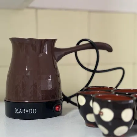 Main Square With Stone Bridge & Old Bazaar View 아파트 스코페